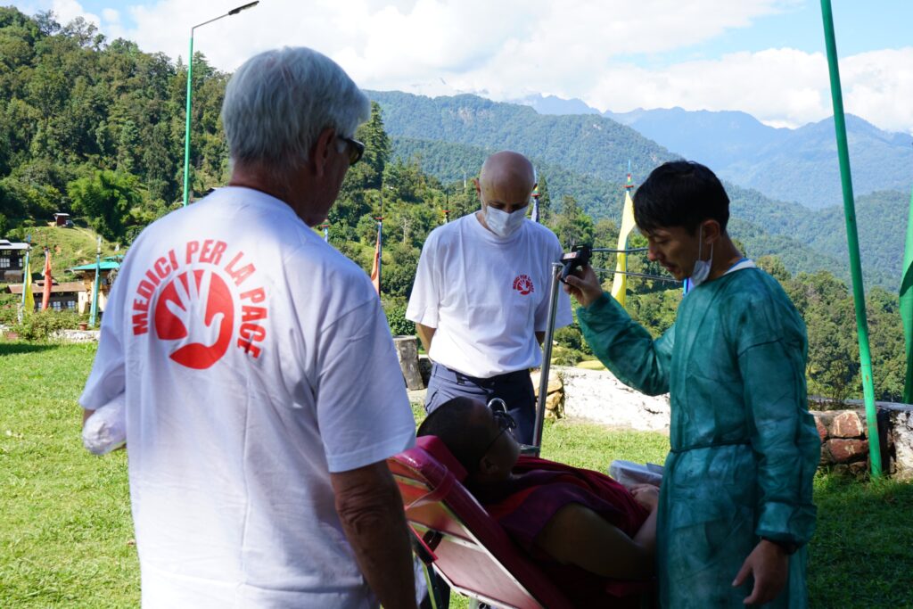 Bhutan, un nuovo progetto pilota di odontoiatria sociale